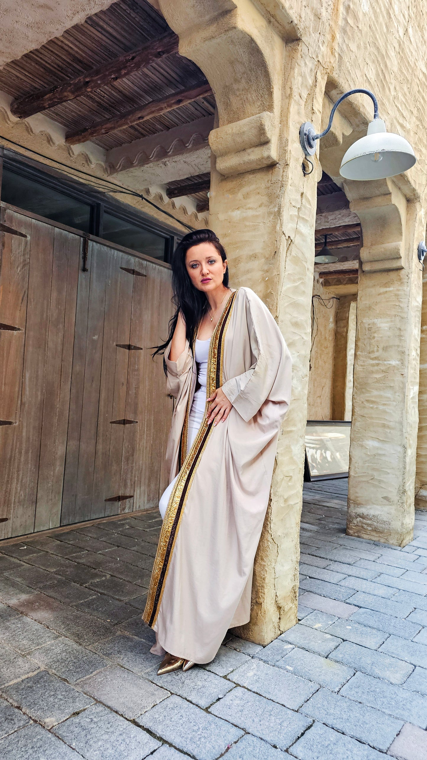 Glow in Beige x Gold by ME