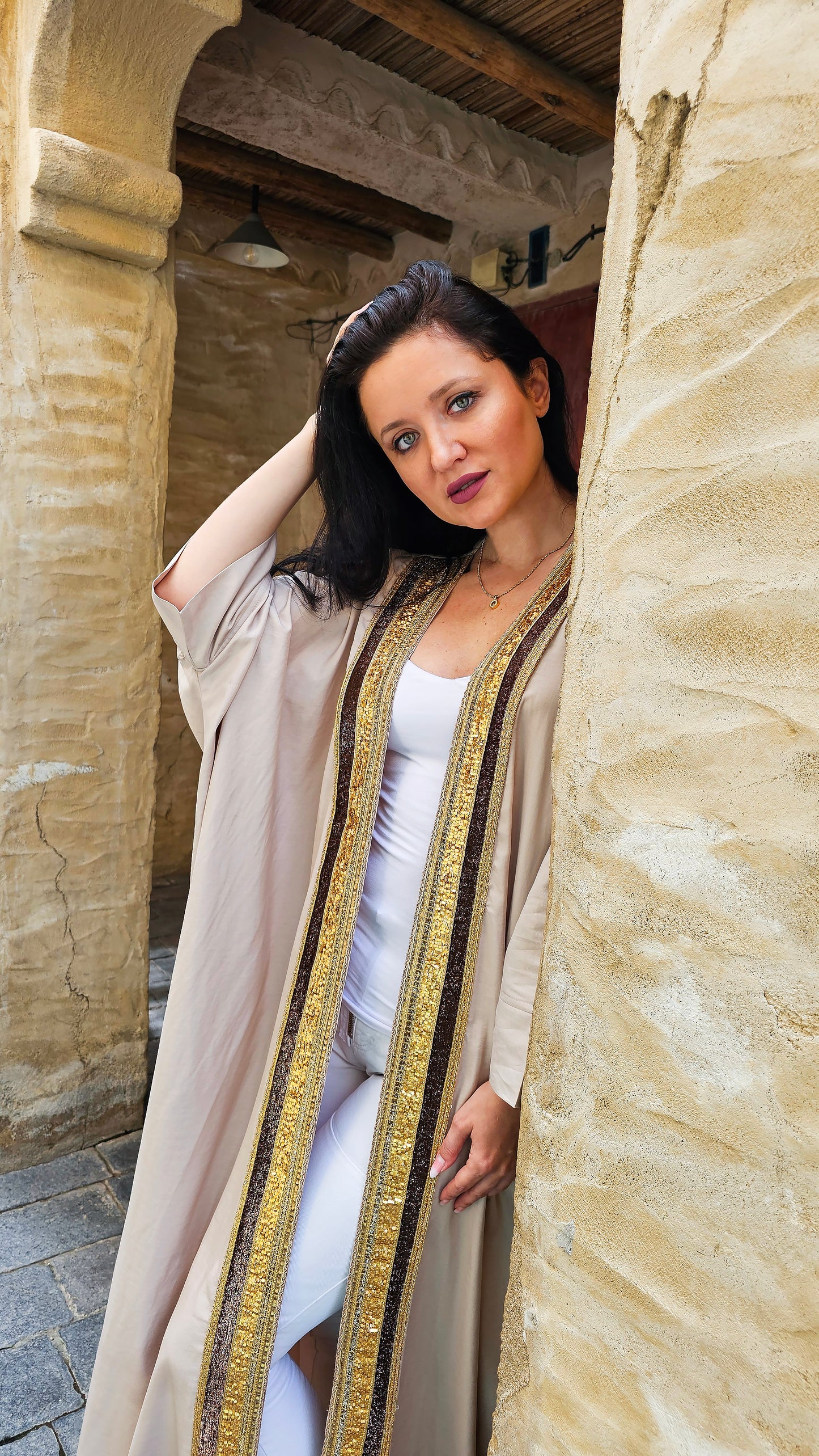 Glow in Beige x Gold by ME